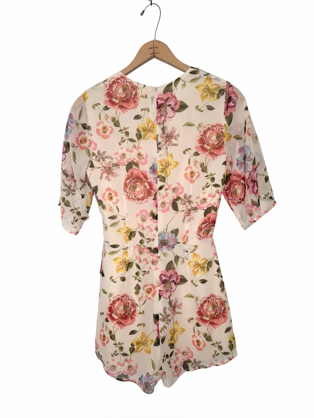 Yumi Kim Floral V-Neck Wrap Top Sheer Lined Short Sleeve Romper Shorts Size XS - Picture 6 of 8